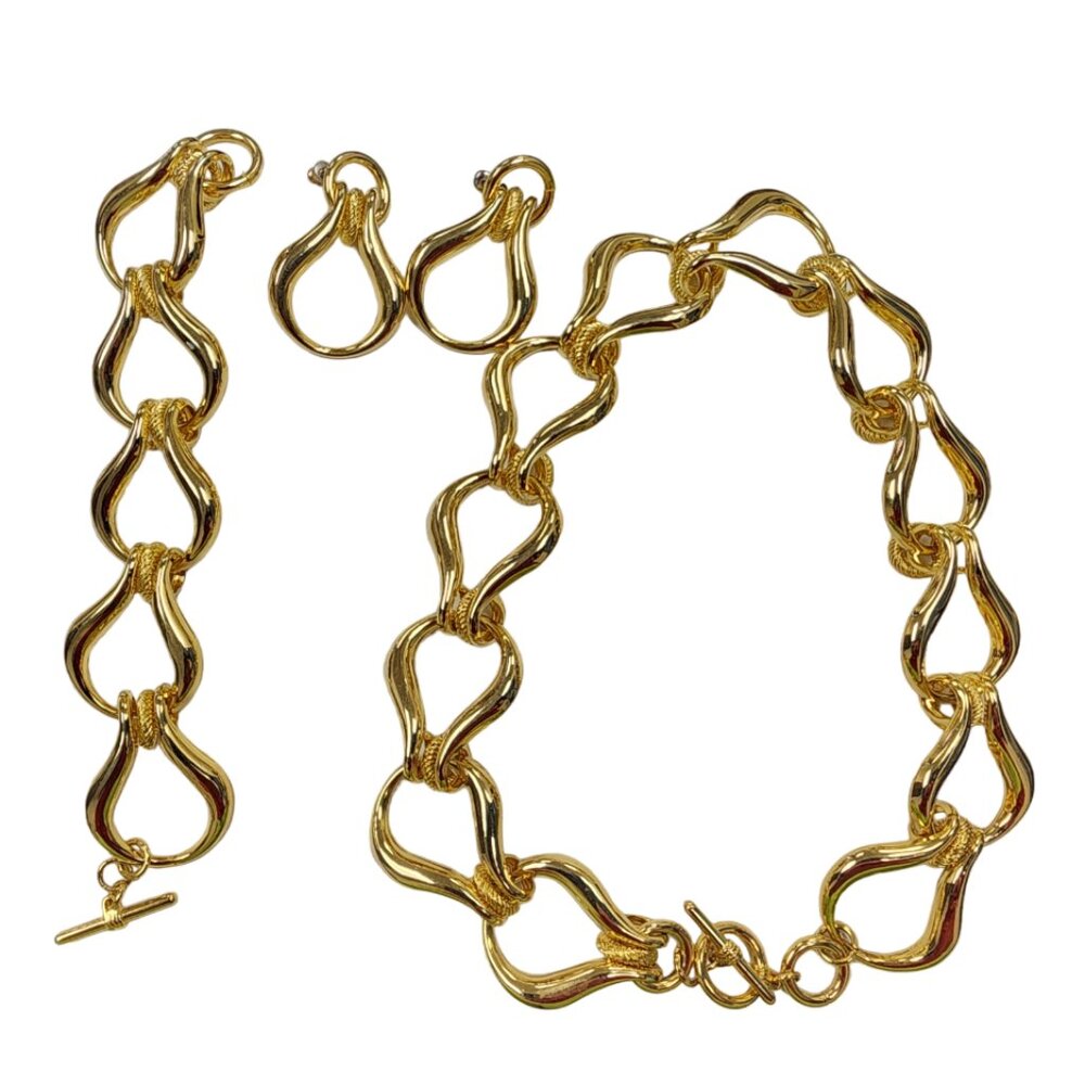 Vintage 60s-70s Chunky Chain Necklace Bracelet and Earrings Set Gold Tone